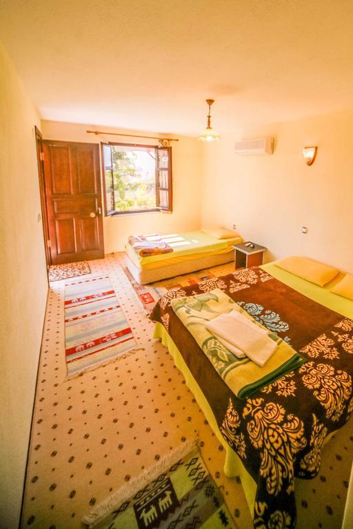 Troia Pension Akcapinar  Room photo