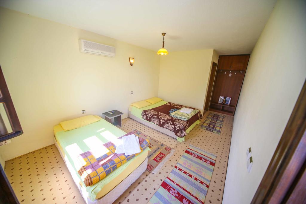Troia Pension Akcapinar  Room photo