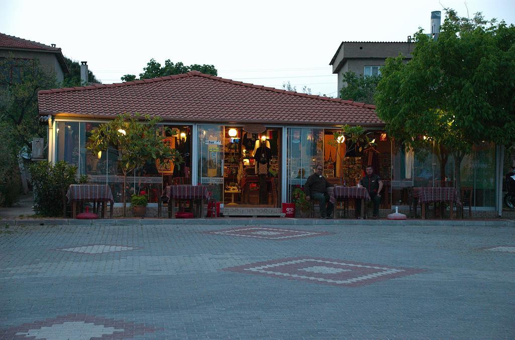 Troia Pension Akcapinar  Exterior photo